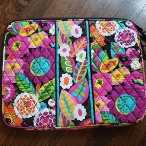 NWOT Vera Bradley laptop case- never used!
